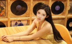 体育老师这里是学校不可以